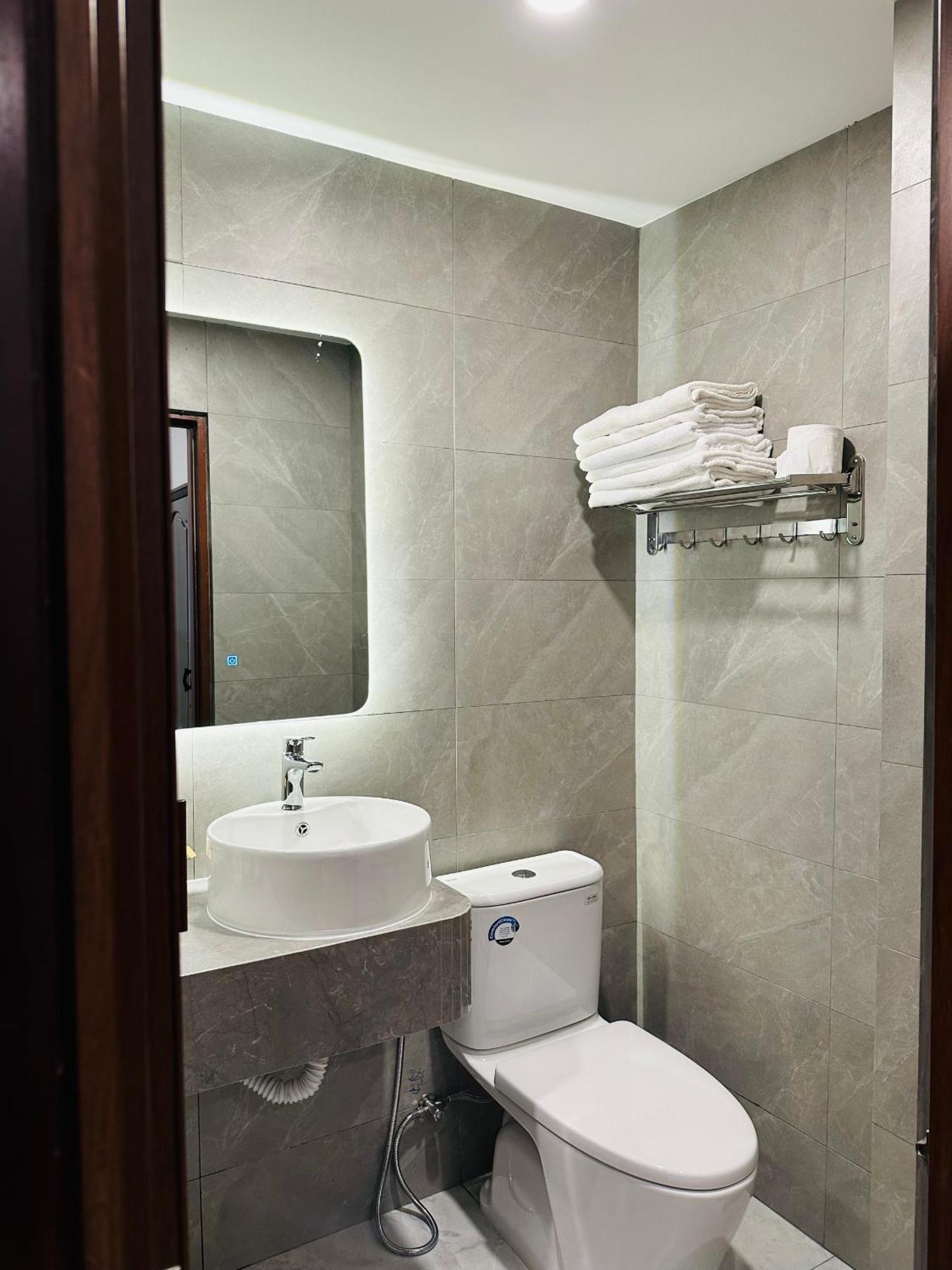 Phuong Nam Hotel An Giang Long Xuyên Eksteriør billede